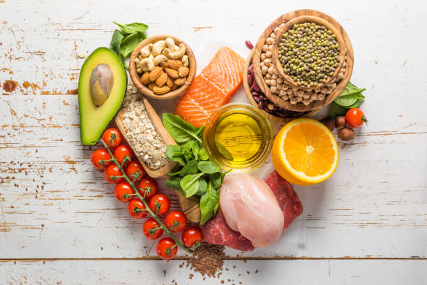 Un régime basé sur la nutrition naturelle privilégie des produits frais et non transformés. Ainsi, les adeptes choisissent souvent